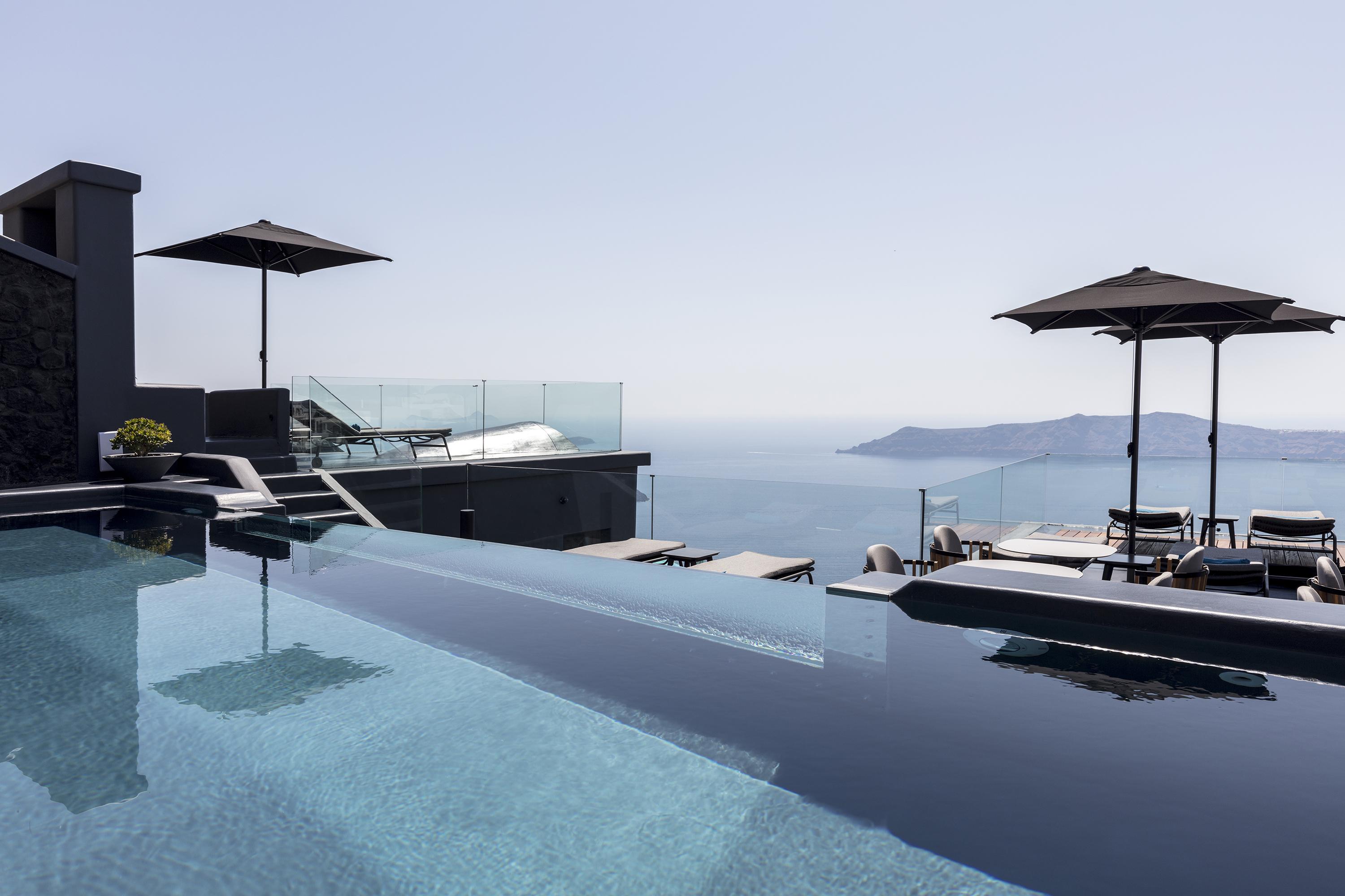 Otel Kivotos Santorini 5*