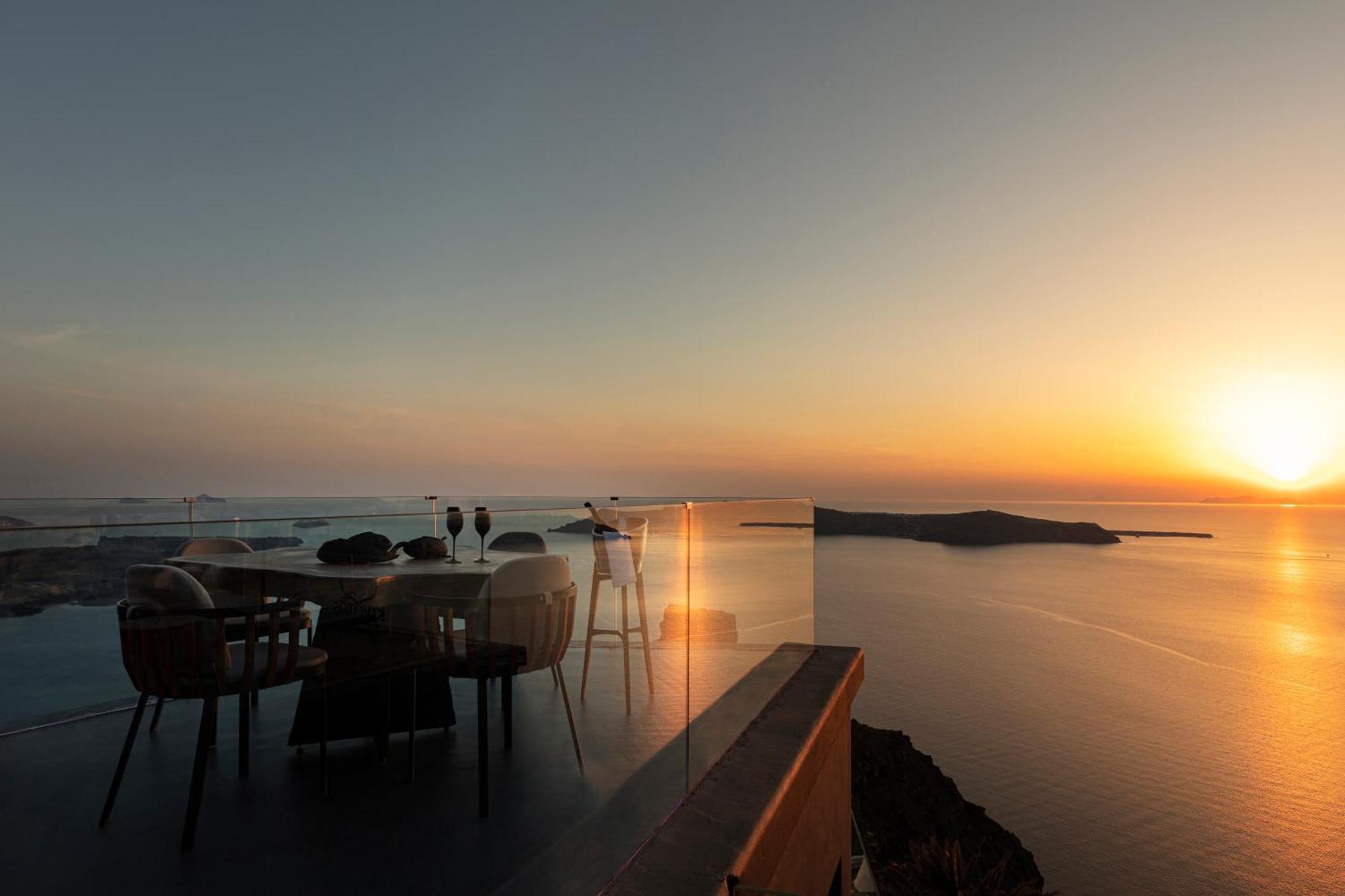 Kivotos Santorini Otel 5*